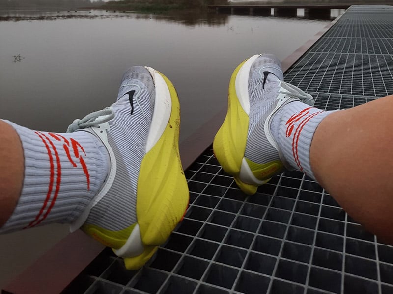 HOKA MACH X2 gereviewd door Vivien, filiaalmanager bij De Hardloopwinkel