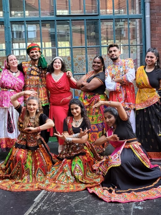 Saki Saki Dance Academy, Bollywood × Bhangra