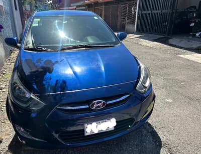 2015 Hyundai Accent blue