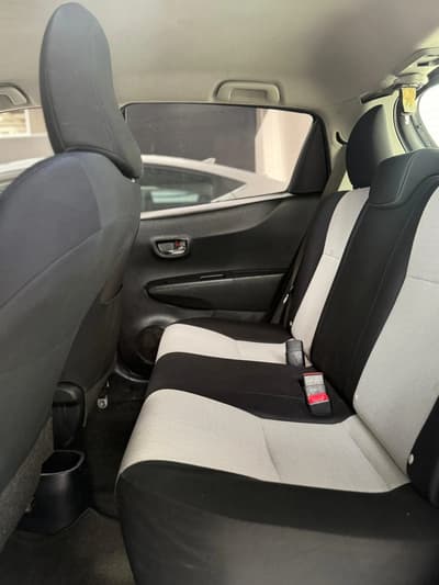 2012 Toyota yaris