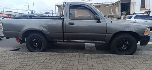 Photo 2 of 6