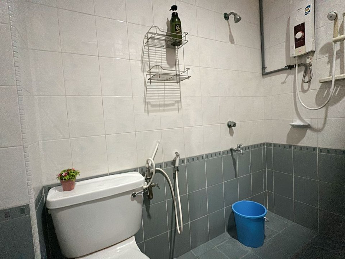 Toilet at C05 Family Rinting Homestay, photo 2