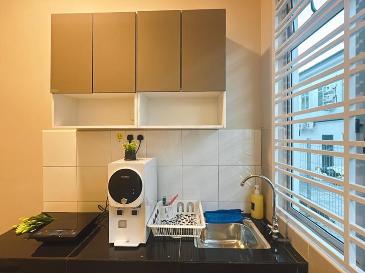 Kitchen at A25 Ella Dato Onn 19 Homestay In Bandar Dato Onn, photo 4