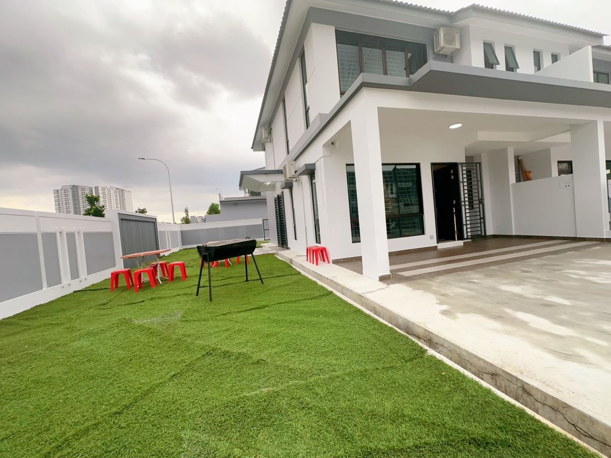 Outside at A13 Nasa City Dato Onn Homestay, photo 7