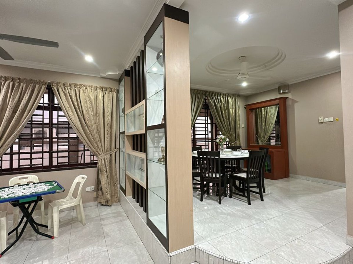 Living Room at C05 Family Rinting Homestay, photo 4