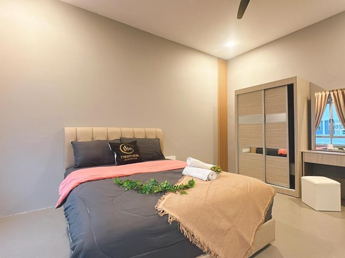 Room at A25 Ella Dato Onn 19 Homestay In Bandar Dato Onn, photo 6