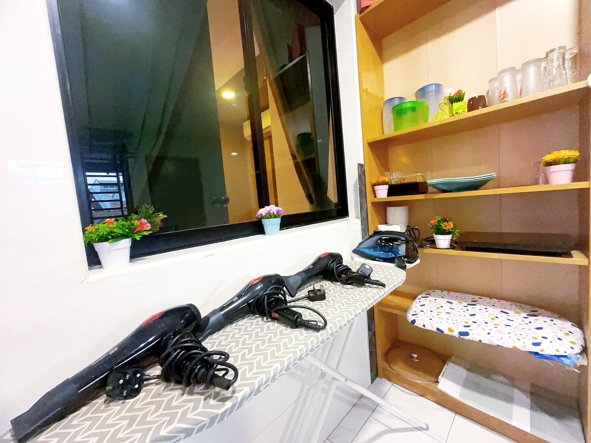 Kitchen at A01 LED Garden Daya In Taman Daya, photo 6