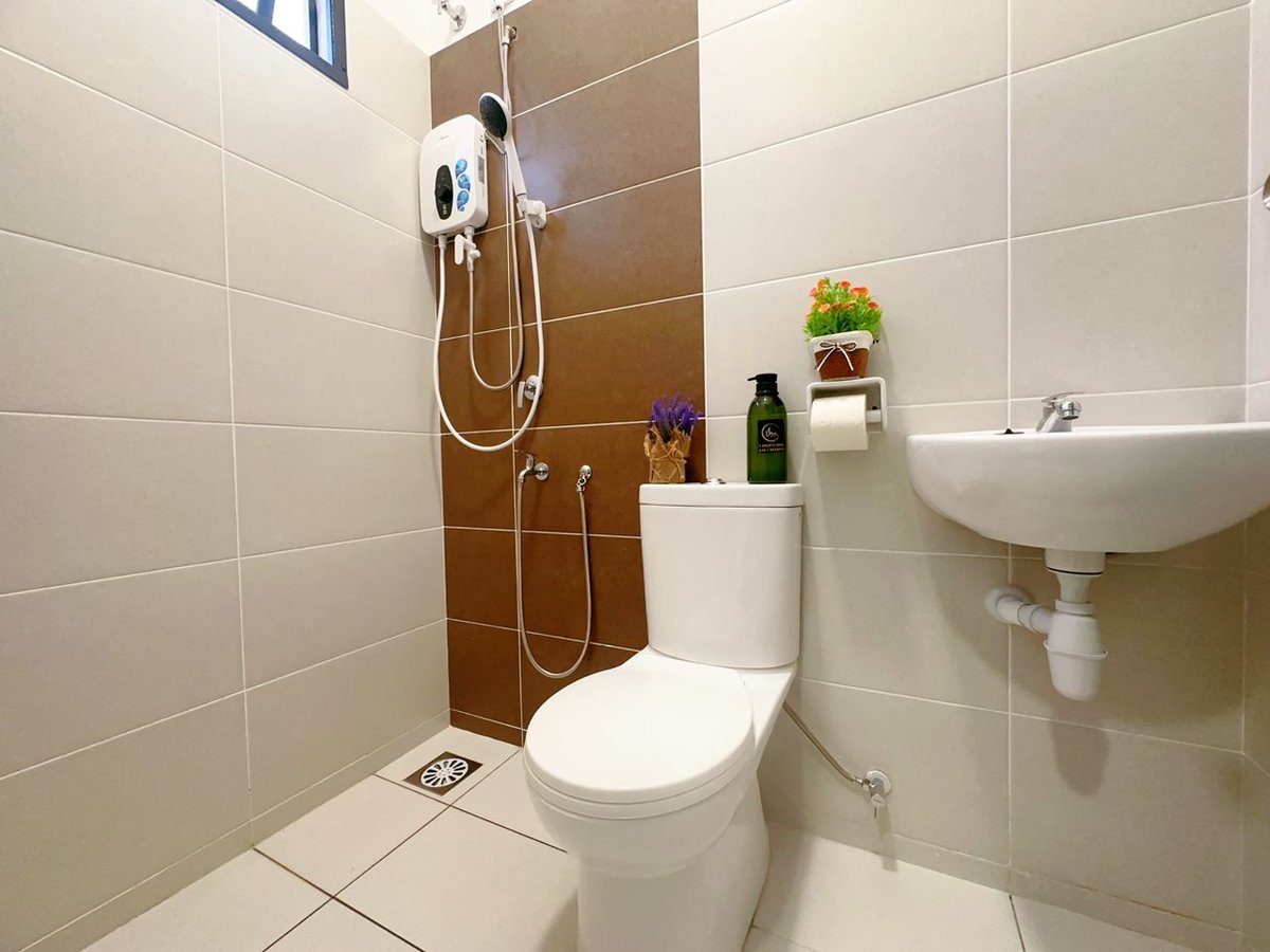 Toilet at A18 Tebing Dato Onn 39 In Bandar Dato Onn, photo 2