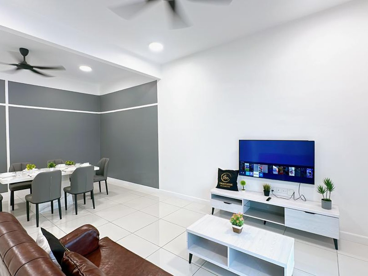 Living Room at A15 Tebing Dato Onn 15 In Bandar Dato Onn, photo 2