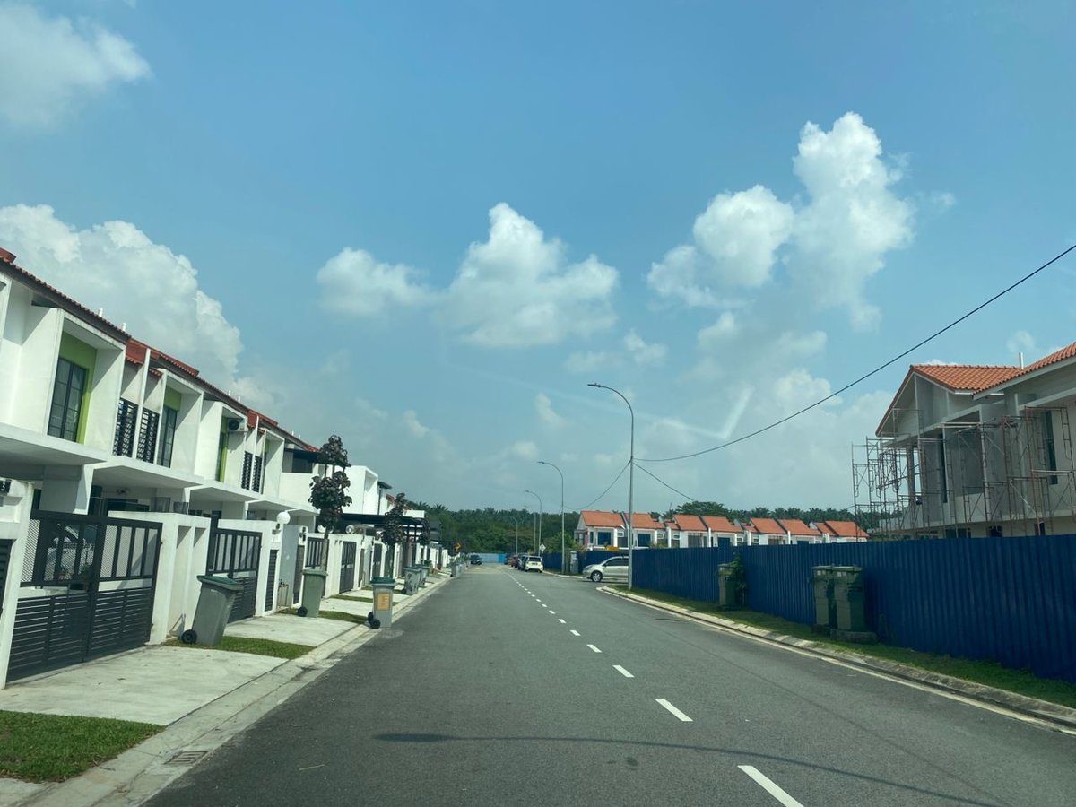 Outside at A23 Hello Baby Dato Onn 11 Homestay In Bandar Dato Onn (15Pax) Netflix, photo 4