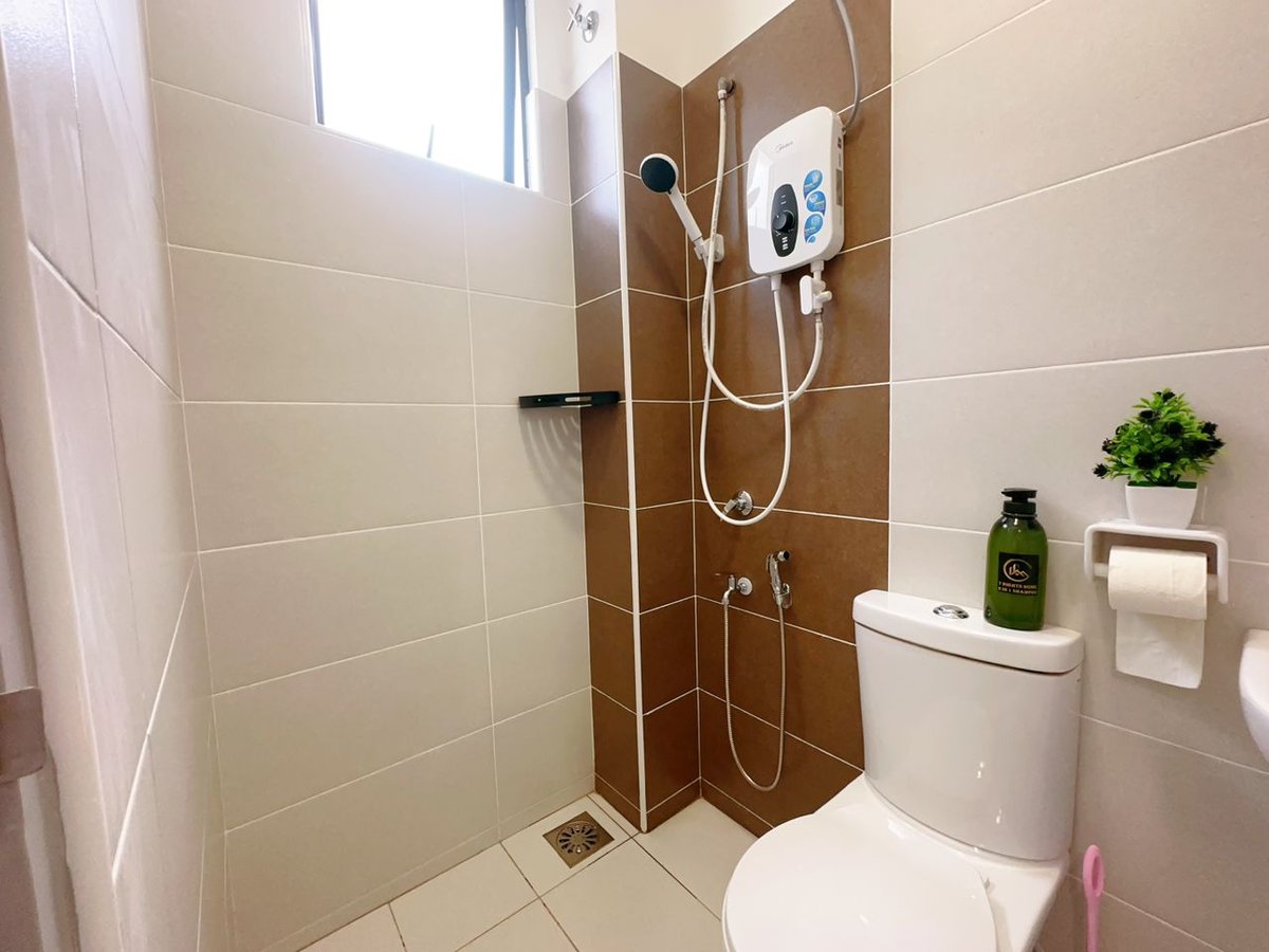 Toilet at A17 Tebing Dato Onn 7 In Bandar Dato Onn, photo 1