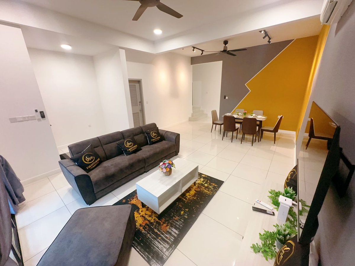 Living Room at A18 Tebing Dato Onn 39 In Bandar Dato Onn, photo 3