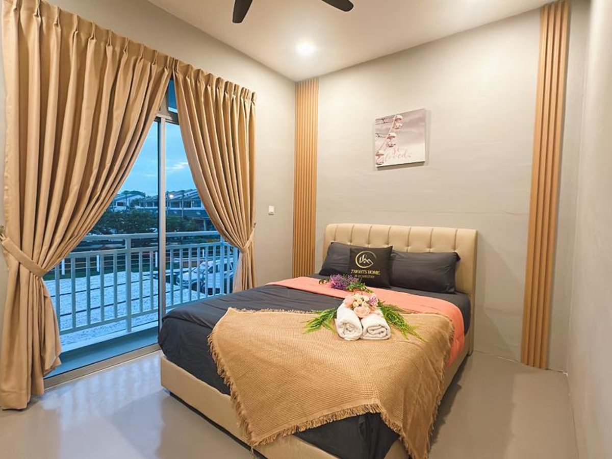 Room at A27 Royal Dato Onn Austin Homestay, photo 7