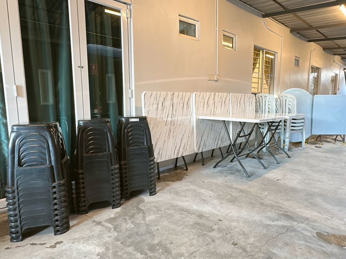 Outside at B02 Istimewa Pandan Bungalow Homestay Jb In Kg Pandan, photo 1
