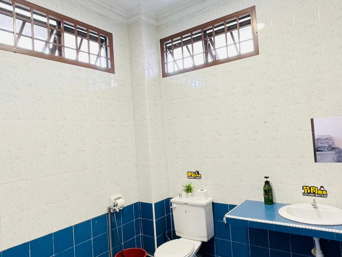 Toilet at C01 Rinting Masai Semi D Homestay In Taman Rinting, photo 1