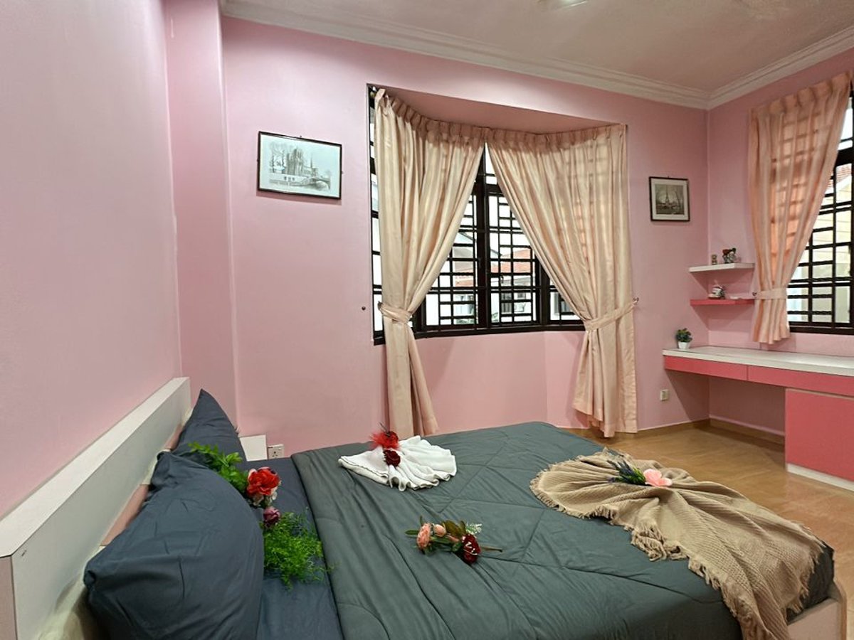 Room at C05 Family Rinting Homestay, photo 6