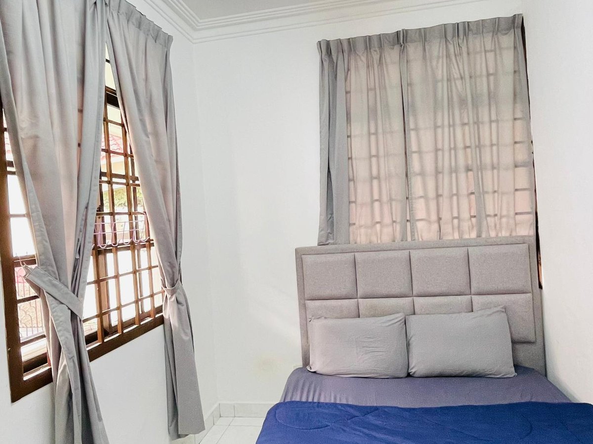 Room at C01 Rinting Masai Semi D Homestay In Taman Rinting, photo 8