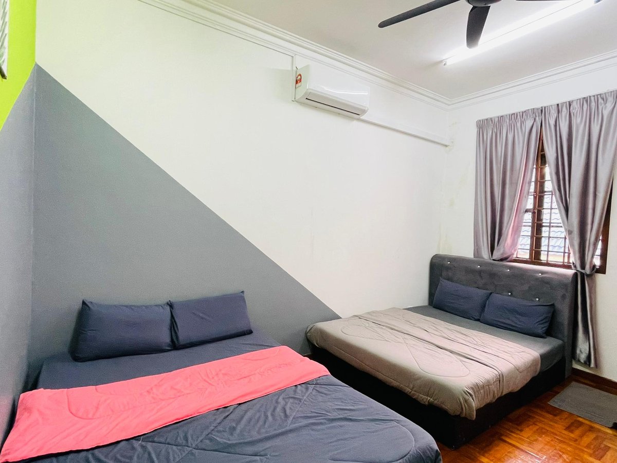 Room at C01 Rinting Masai Semi D Homestay In Taman Rinting, photo 6