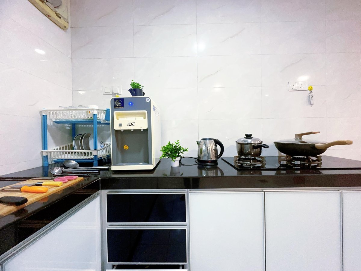 Kitchen at A01 LED Garden Daya In Taman Daya, photo 2