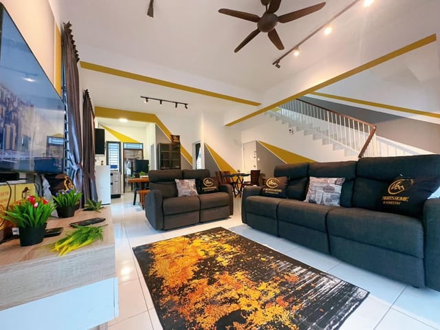 A13 Nasa City Dato Onn Homestay in Taman Desa Palma