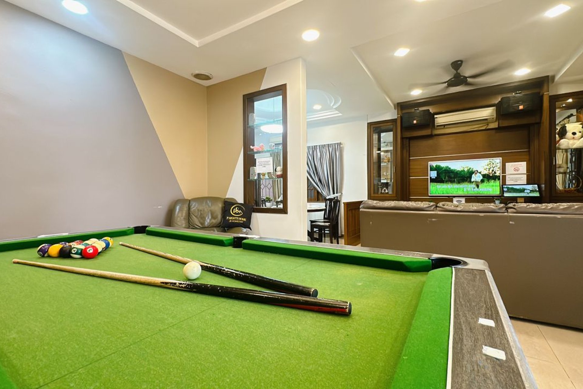 A09 Dedap Johor Jaya Homestay In Taman Johor Jaya in Taman Johor Jaya