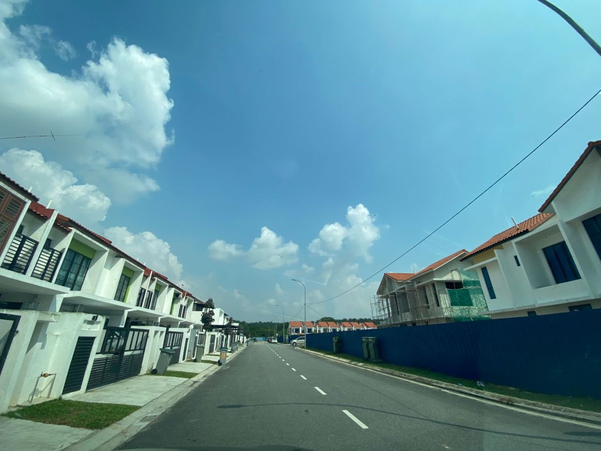 Outside at A23 Hello Baby Dato Onn 11 Homestay In Bandar Dato Onn (15Pax) Netflix, photo 5