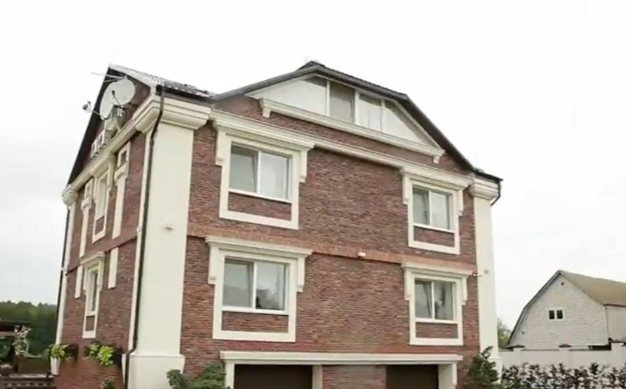 Заміський будинок Тіни Кароль від покійного чоловіка