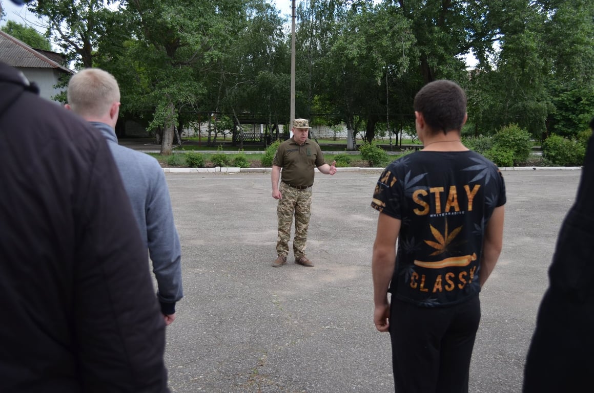 Що таке альтернативна (невійськова) служба