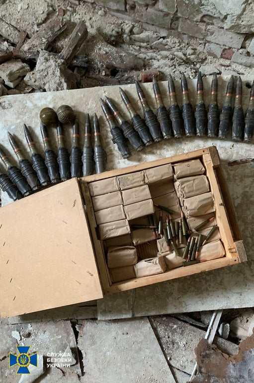 Схрон із російською зброєю