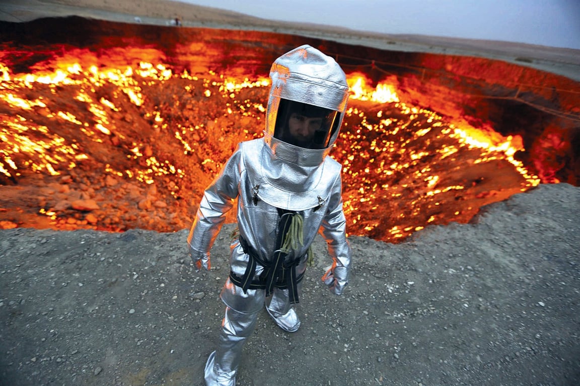 Що знайшли науковці в кратері Дарваза - Ворота пекла