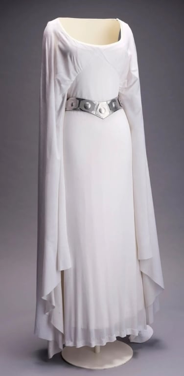 Сукню принцеси Леї із "Зоряних воєн" продадуть за мільйон доларів - фото 1