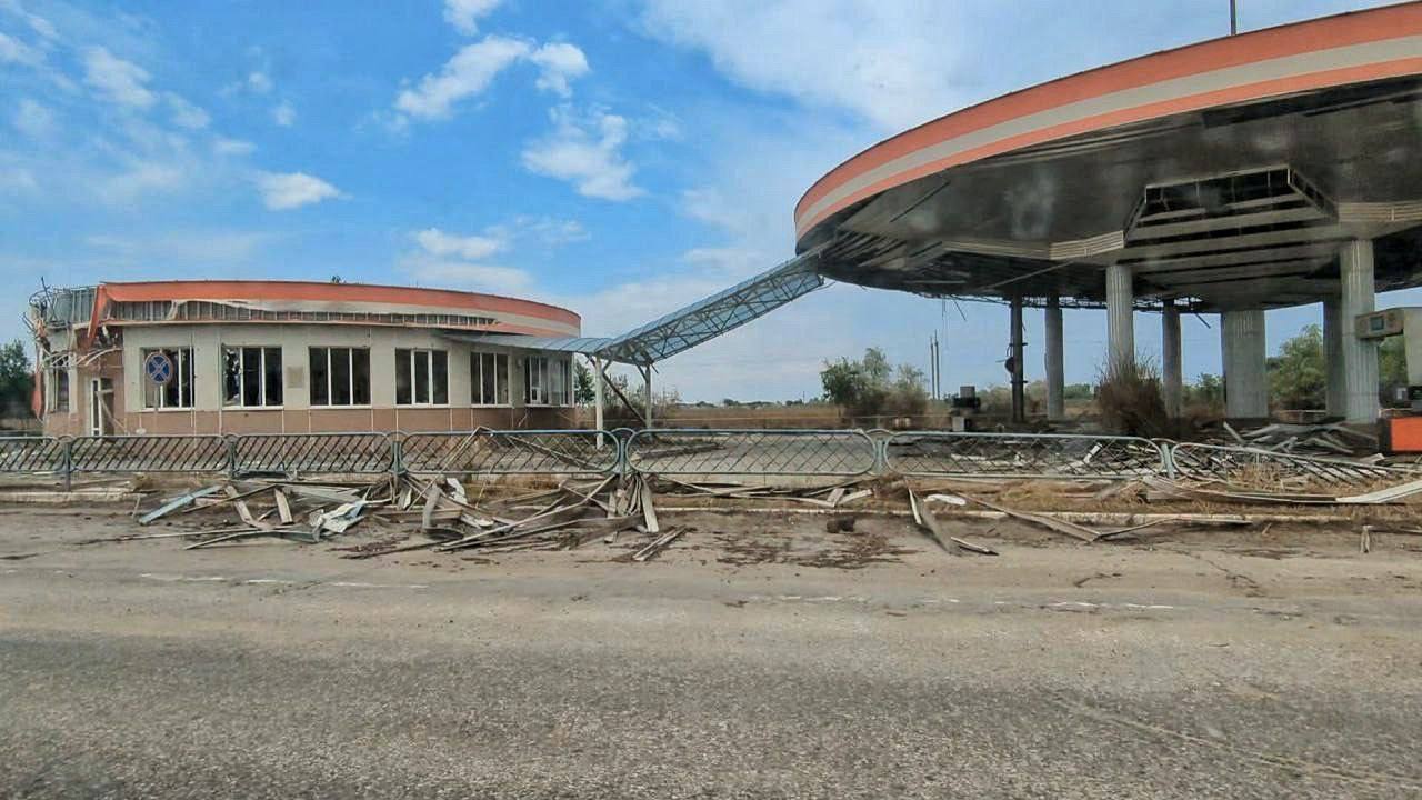 Робота є лише на цвинтарі — на окупованій Херсонщині розповіли, як виживають