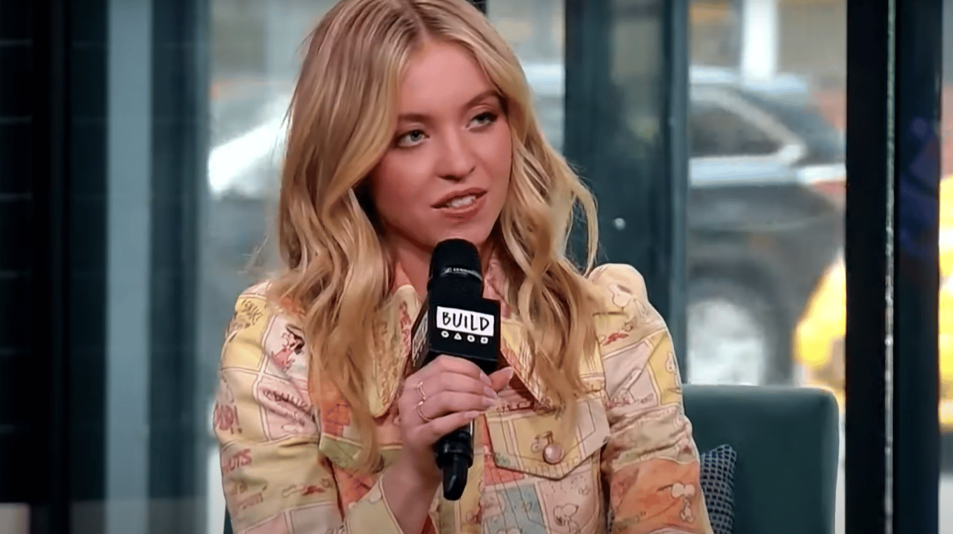 Сидни Суини