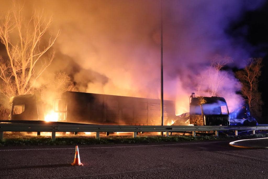 Пожежа на трасі в Київській області