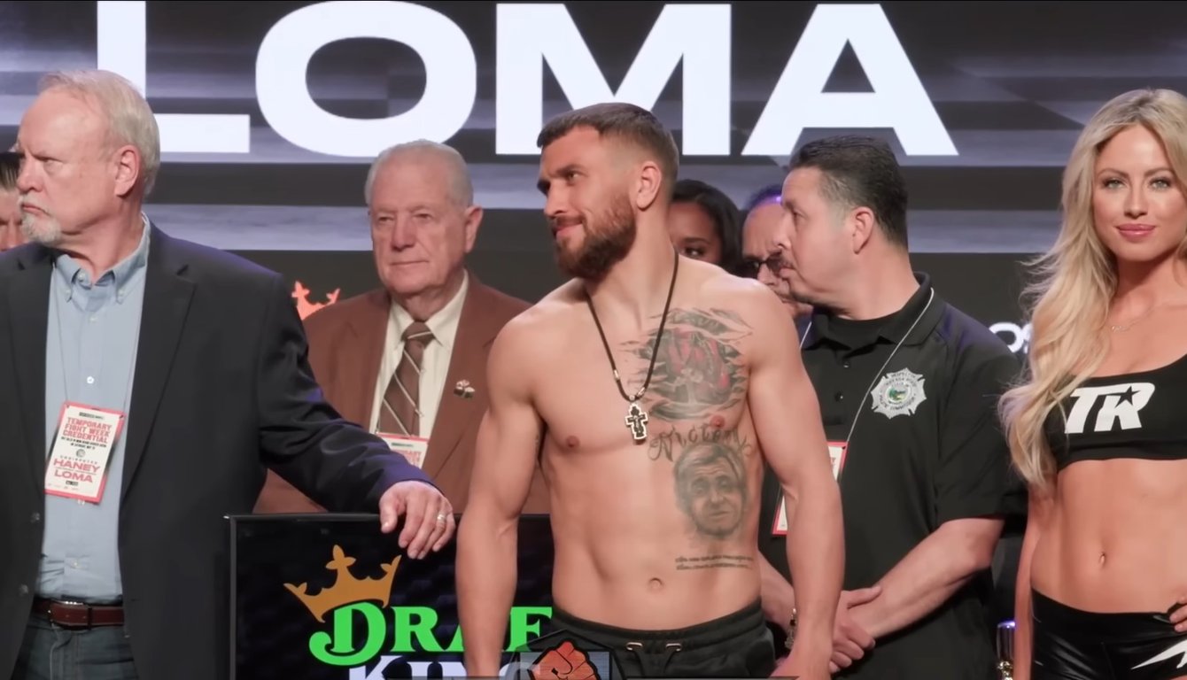 Василий Ломаченко