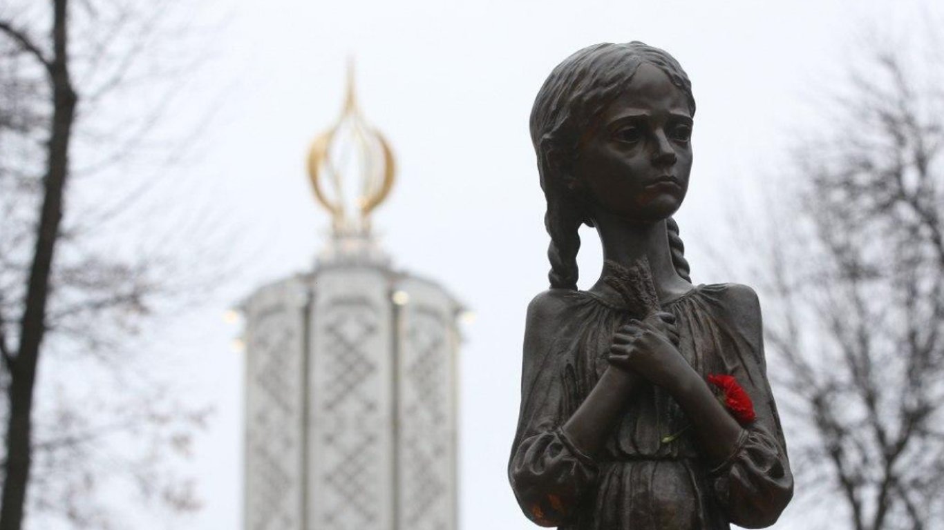 Парламент Франции признал Голодомор геноцидом украинского народа