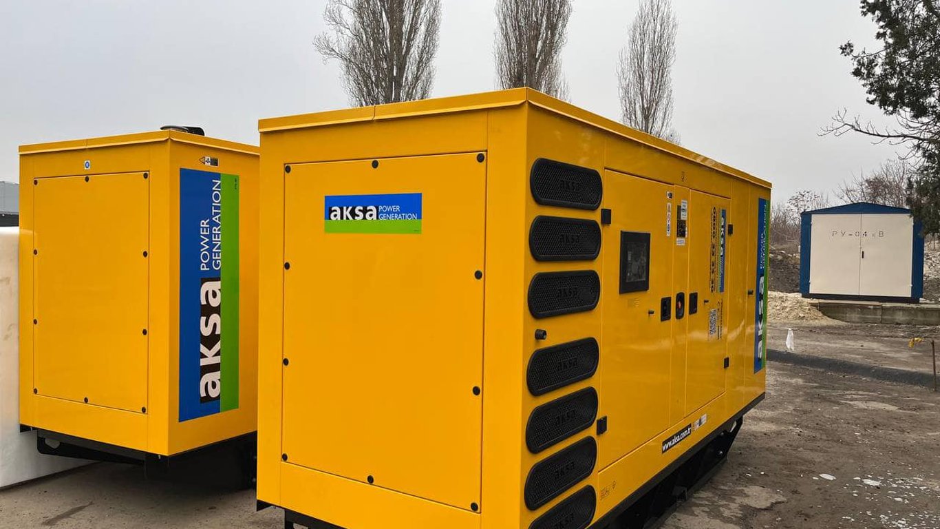 В Одесу приїхали потужні генератори для котелень від ООН