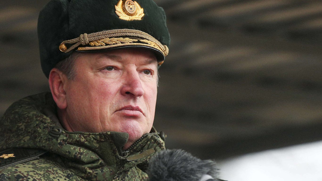 подполковник лапин командир 1 танкового полка
