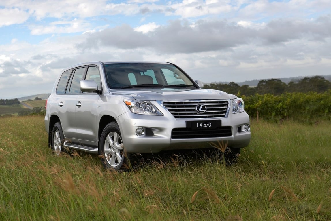 Lexus LX