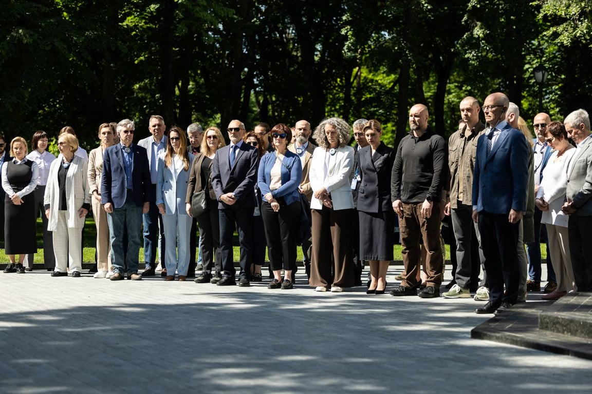 Открытие памятника в Харькове