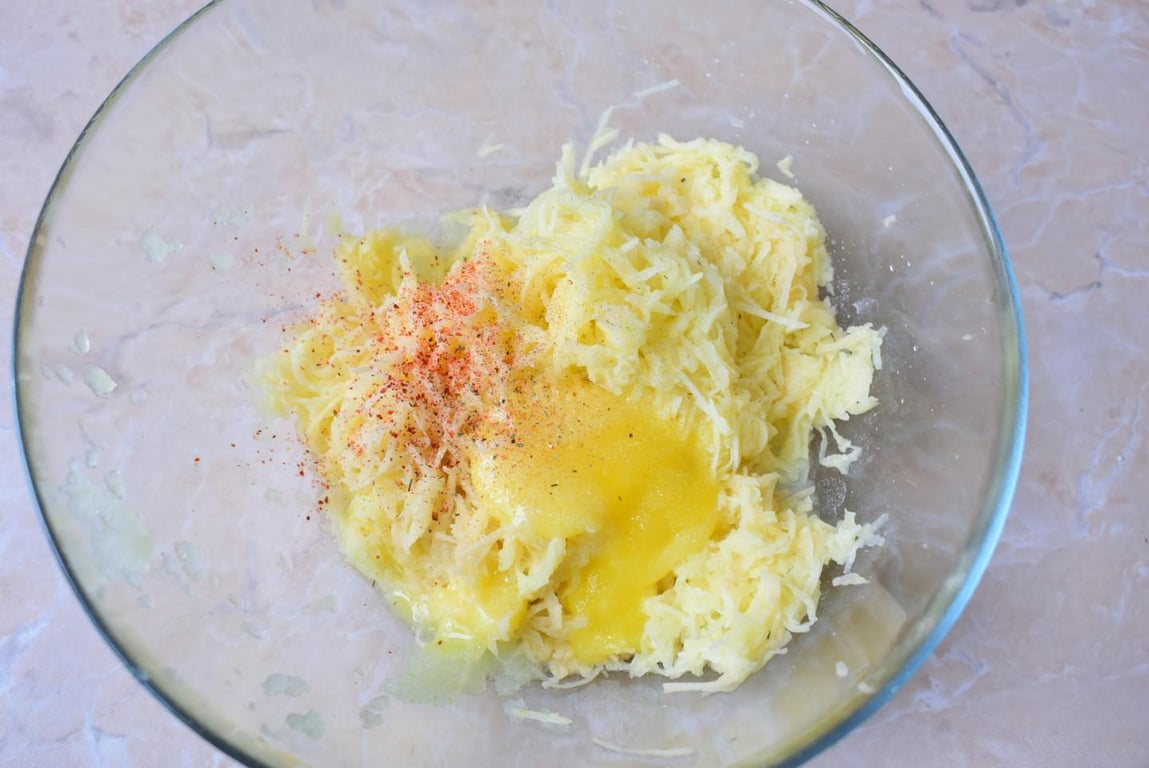 Що слід додавати до суміші для дерунів