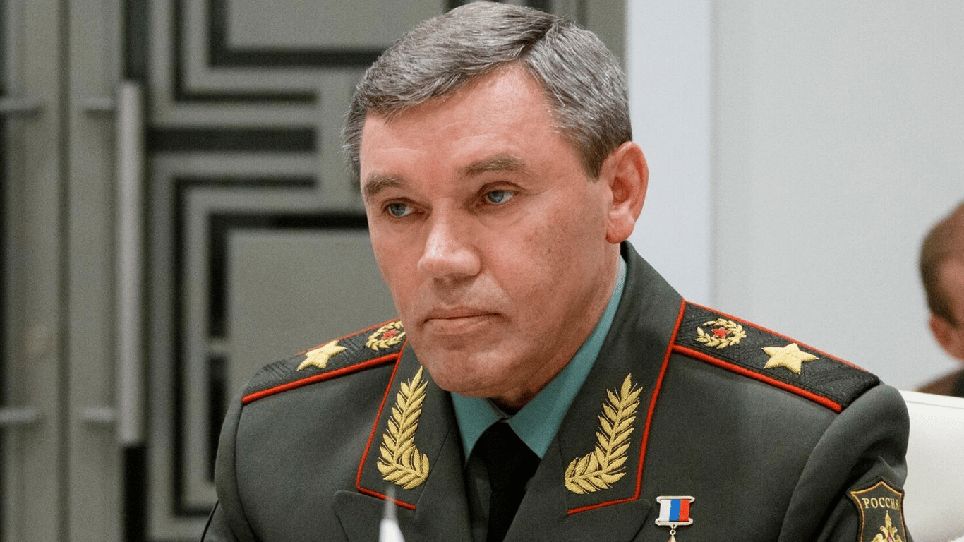 Герасимов звільняє ключових генералів – навіщо