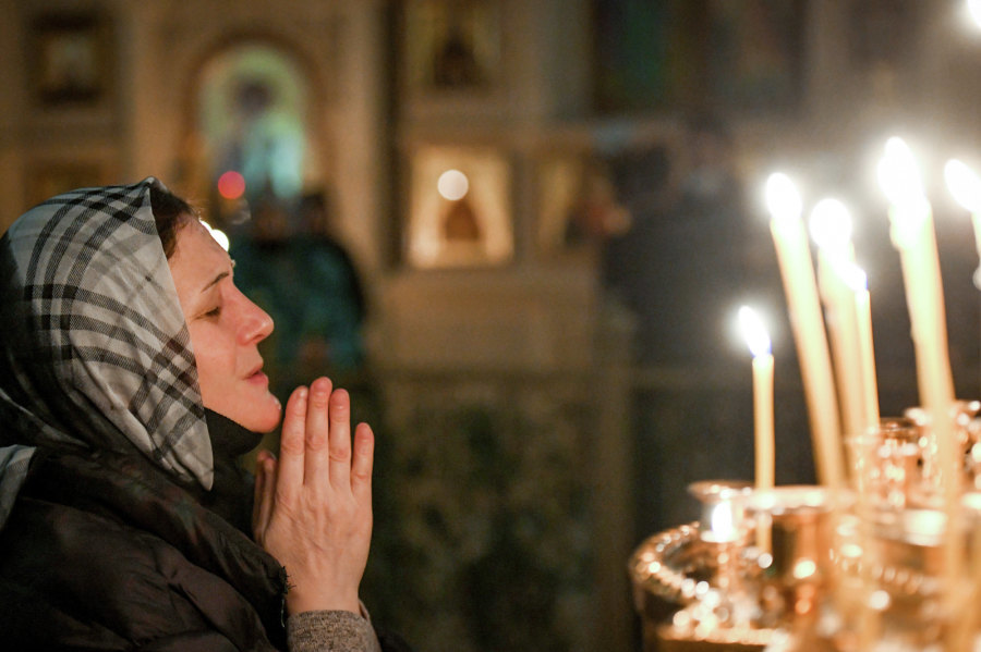 Как защитить себя и родных от зла — сильная молитва на Михайлов день 8 ...