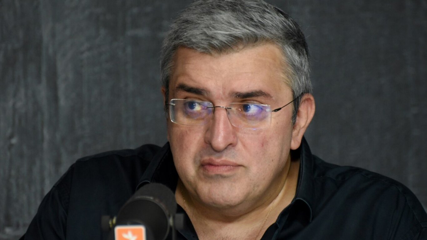 Гела васадзе грузинский политолог. Гела васадзе. Новости кавказа гела васадзе. Новости кавказа гела васадзе. Политолог гела васадзе.