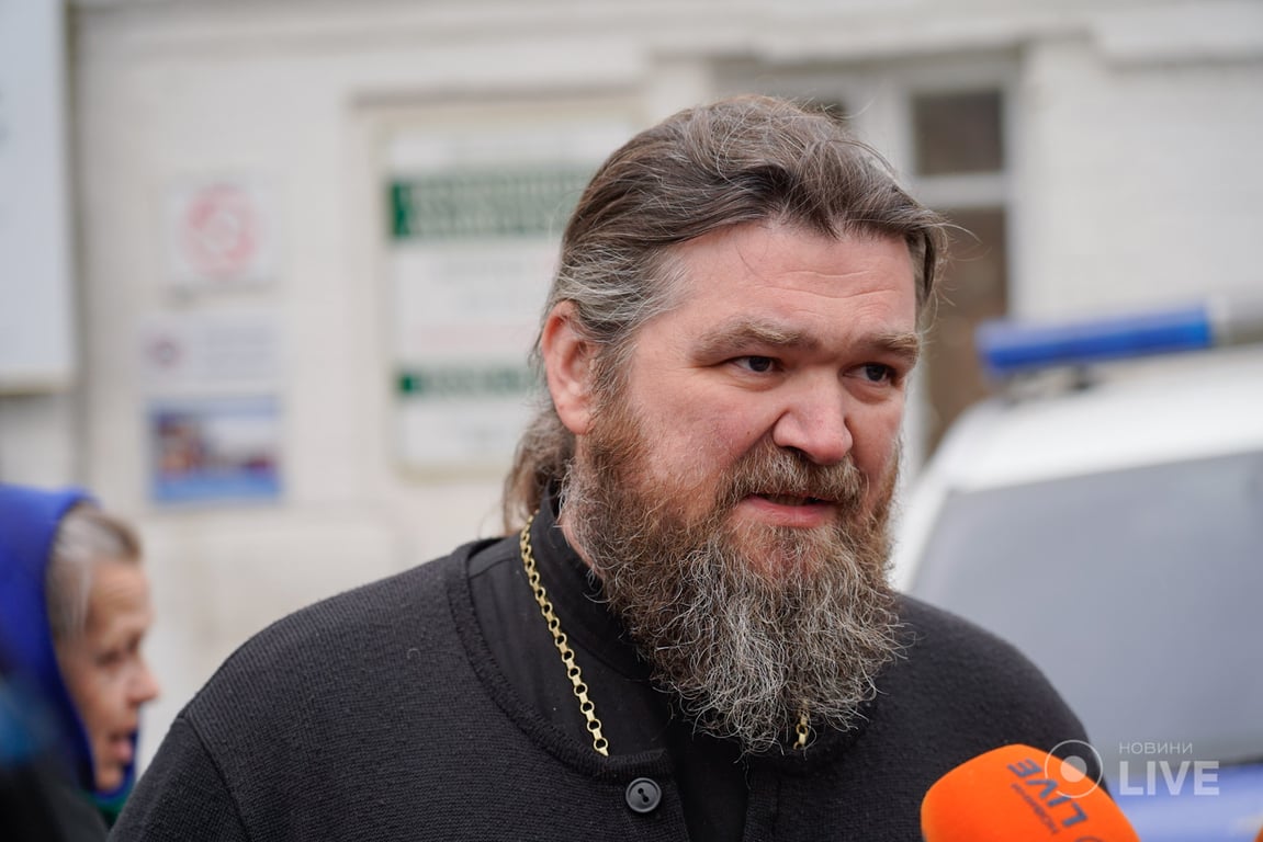 Лавра 31 березня