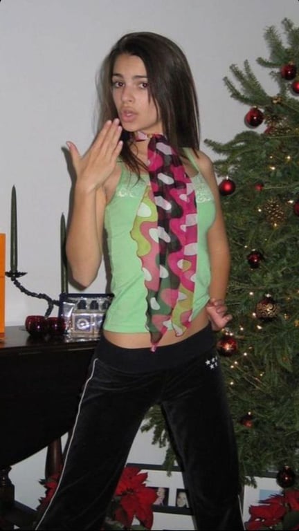 Емілі Ратаковські показала рідкісні фото з домашнього архіву - фото 2