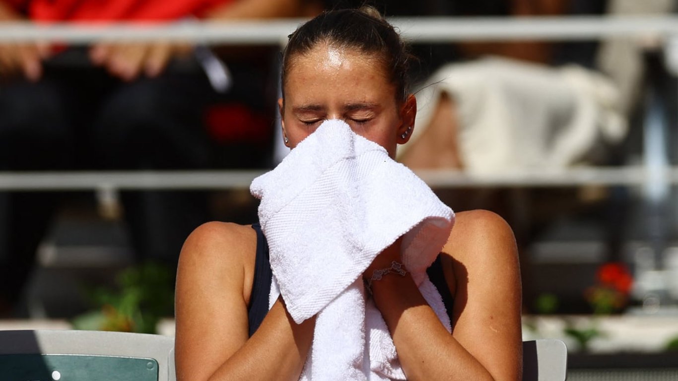 Костюк та Русе познущались над росіянками на Roland Garros