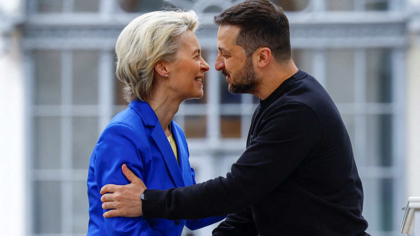 Зеленский встретился с фон дер Ляйен в Киеве в День Европы