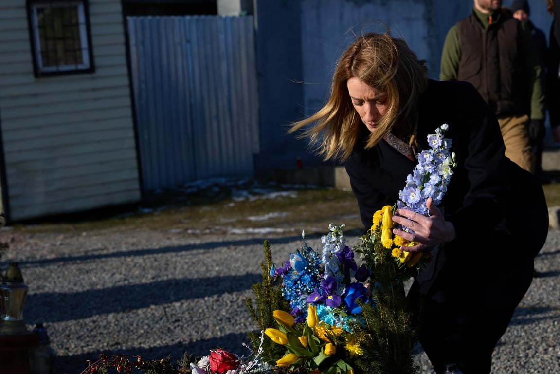 Стефанчук и Метсола почтили почтили память погибших защитников