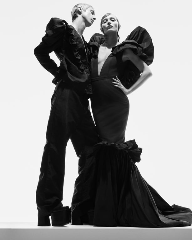 Донька Джонні Деппа знялась у сукні-сітці для Vogue - фото 1